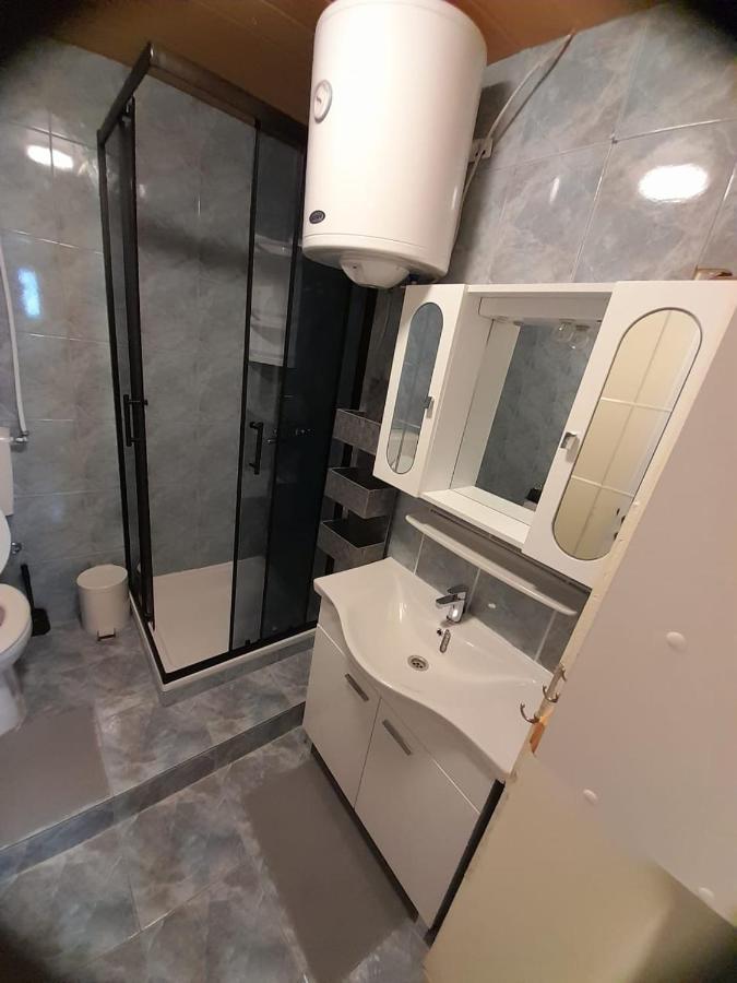 Apartments J.A.N.M.A.R. Vir Zewnętrze zdjęcie